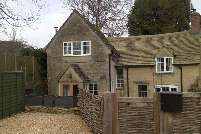 Cottage to rent in Meadow Lane, Fulbrook, Burford