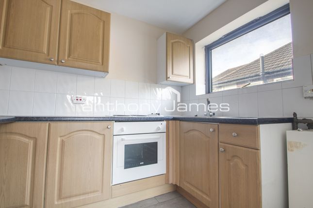 Flat 6, Mulberry Court, Welling photo 4
