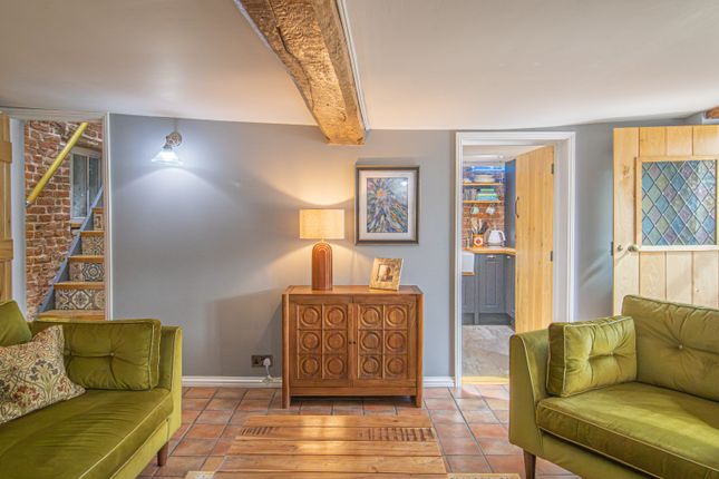 24 Gayton Road, Gaywood, Norfolk photo 4