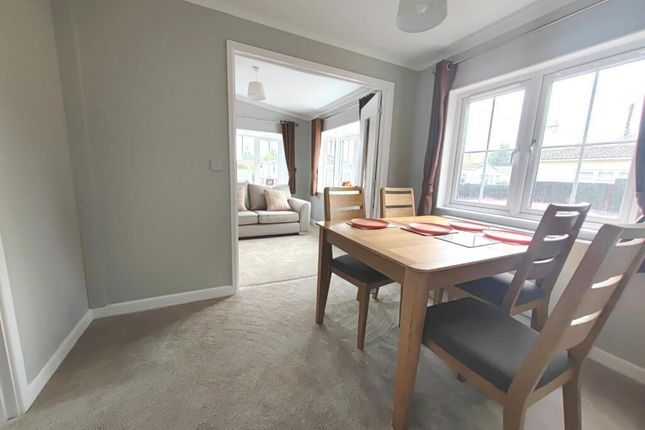 47, Brownfield Gardens, Maidenhead photo 4