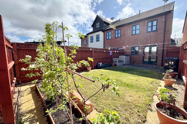 End terrace house for sale in Kristine Close, Grimsby