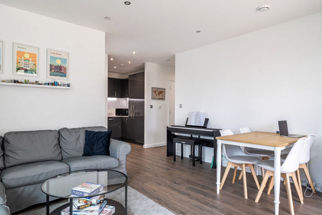 9 Peto Street North, Canning Town photo 3