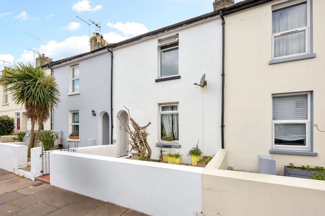 19 Archibald Road, Worthing photo 2