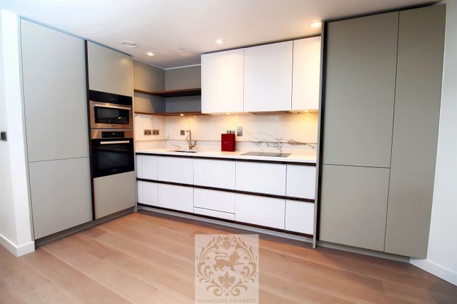 Apartment 1015, Westmark Tower, 1 Newcastle Place, London photo 4