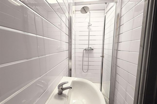 12, Hilda Street, Pontypridd photo 4
