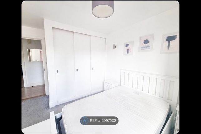 Flat, Eagle Works West Quaker Street, London photo 5