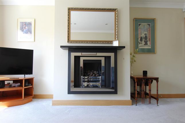 20, Stocks Park Drive, Bolton photo 4