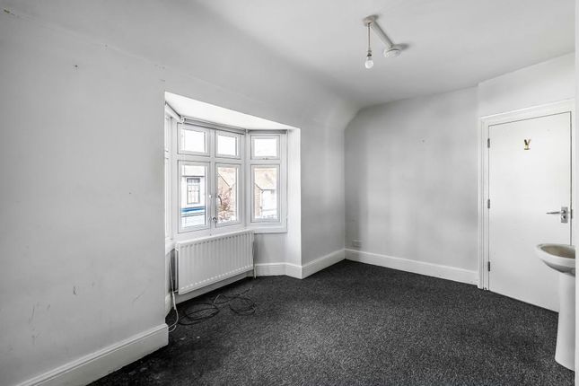 Pilgrim Cottage, 39 South Street, Dorking photo 2