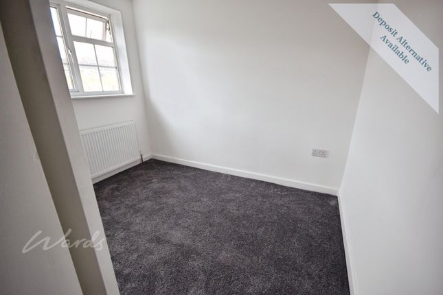 Room 4, 21, Wheatcroft Grove, Gillingham photo 4