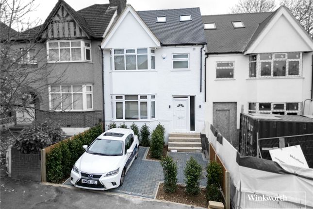 Terraced house to rent in Hillside, Kingsbury, London