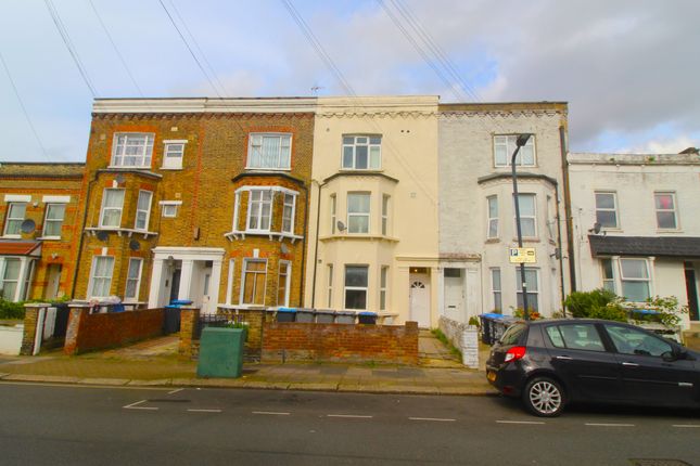Terraced house to rent in Rucklidge Avenue, London