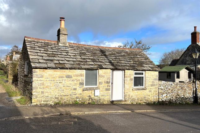 Studio house on The Studio, 86, High Street, Swanage, £199,950