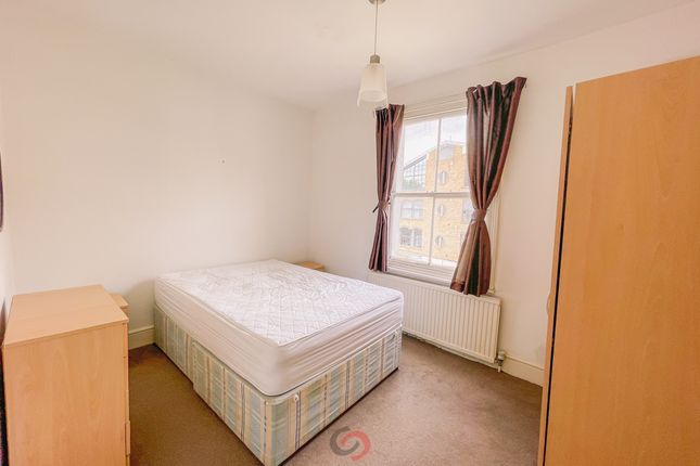 21, Ladbroke Crescent, London photo 5
