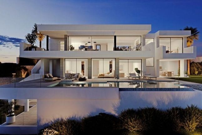 Thumbnail Villa for sale in Alicante, Spain