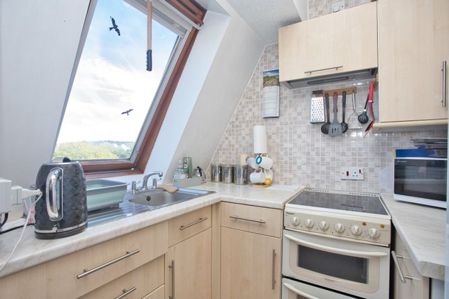 81 Homepine House,, Sandgate Road, Kent photo 3