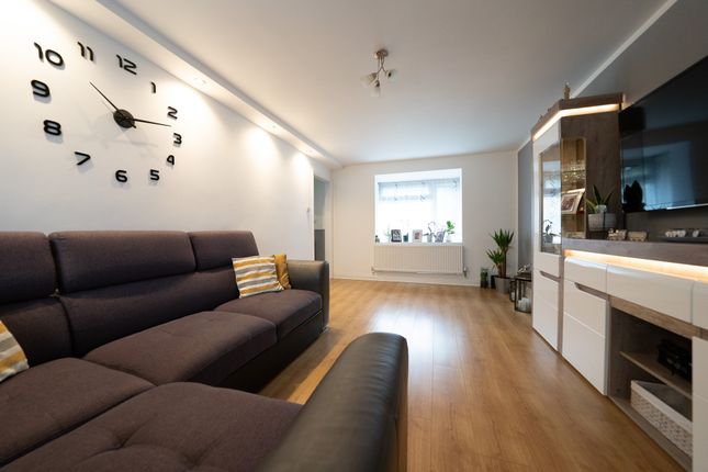24 Bonville Place, Leicester photo 4