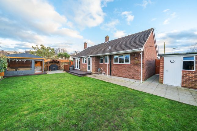 Bungalow for sale in Copthorne Close, Shepperton