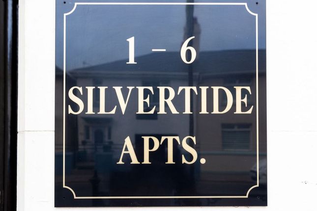 6 Silvertide Apts Le Havre Des Pas, St. Helier, Jersey photo 2