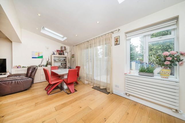 1, Hill Crescent, Surbiton photo 4