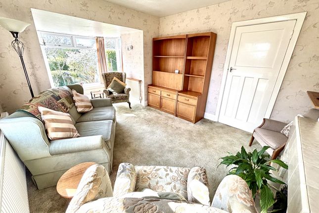 8, Beaconfield, Yeovil photo 3