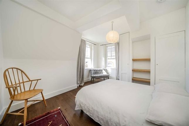 15 Mendip Houses, Welwyn Street, London photo 4