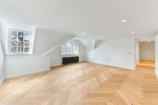 Thumbnail Flat to rent in Hampstead Manor, Kidderpore Ave, Hampstead