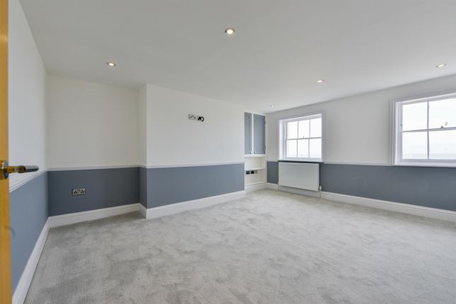 Flat 1, 12, Marine Gardens, Margate photo 5