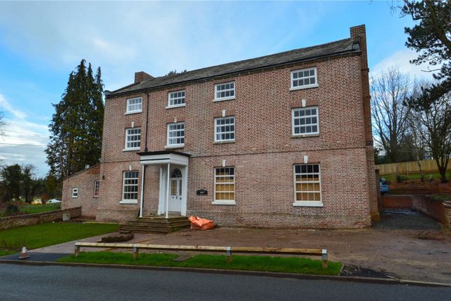 Thumbnail Flat to rent in Plymouth House, Tardebigge, Bromsgrove, Worcestershire