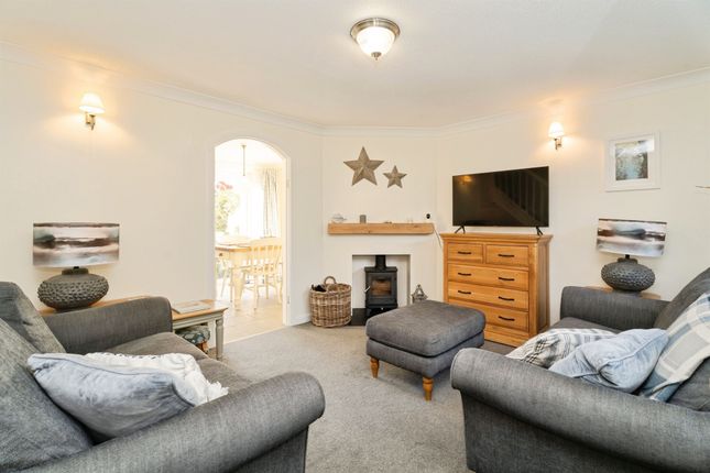 18, Batterby Green, FAKENHAM photo 3