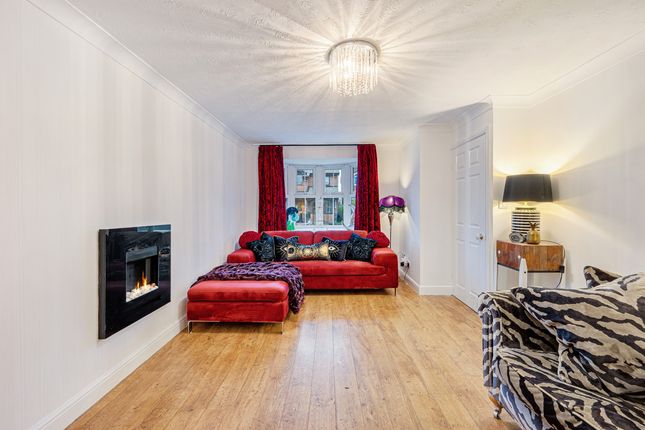 7, Medina Avenue, Winsford photo 2