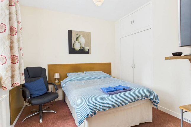 15, Victoria Road, Peterhead photo 2