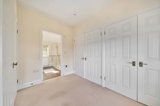 Walk In Wardrobe