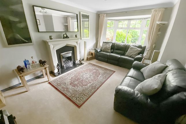 20, Hamilton Close, Newton Aycliffe photo 2
