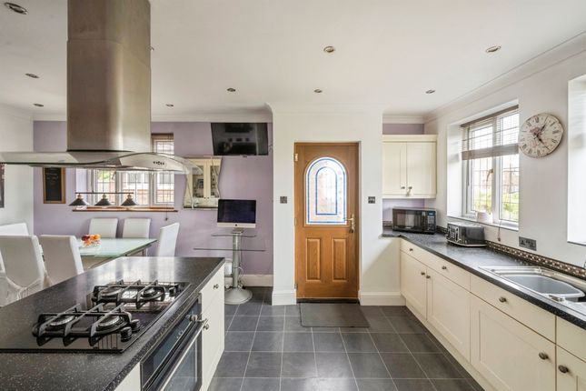 16, Devonshire Road, Scunthorpe photo 4