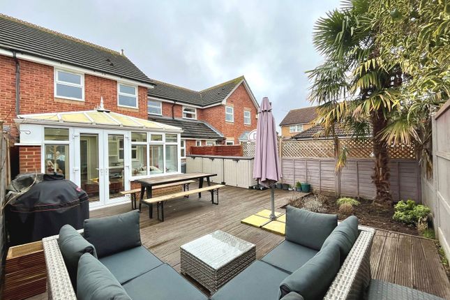 Thumbnail Terraced house for sale in Hillier Place, Chessington, Surrey.