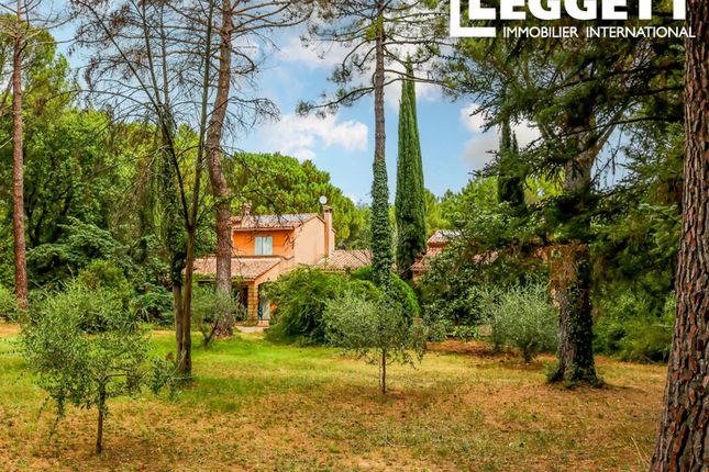 Villa for sale in Sabran, Gard, Occitanie