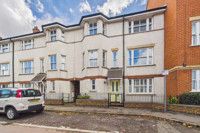 4-bed detached on 74 Ravensworth Gardens, Cambridge, £725,000