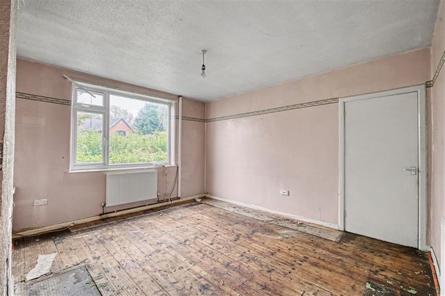 Firs Road, SALE photo 3