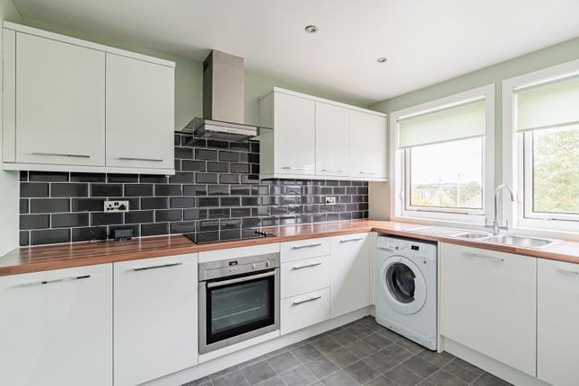 25, Campview Road, Bonnyrigg photo 3