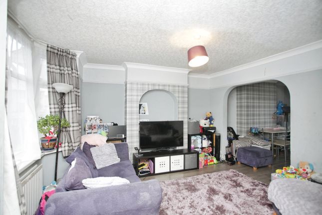 2, Wycliffe Grove, West Midlands photo 2
