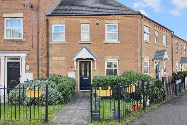 Thumbnail Flat for sale in Pentland Drive, Greylees, Sleaford