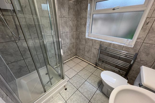 Room 1, 56, Radcliffe Road, Southampton photo 2