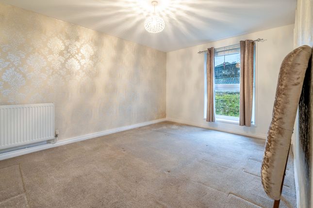 Flat for sale in Rowan Road. Abronhill, Cumbernauld .Glasgow