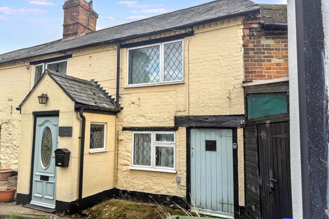 Rebeccas Cottage, High Street, Daventry photo 5