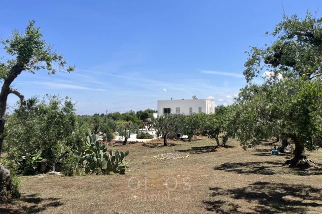 Villa for sale in Street Name Upon Request, Ostuni, It