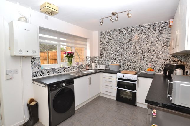 62, Wentworth Drive, Grantham photo 3