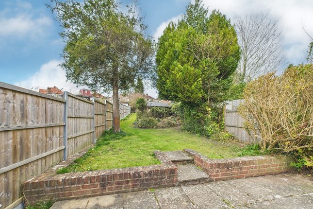 1, Philip Road, Buckinghamshire photo 4