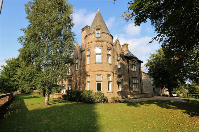 Flat to rent in Montgomery Drive, Giffnock