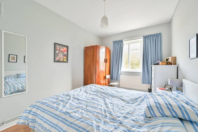 Balham Hill, Clapham South photo 4