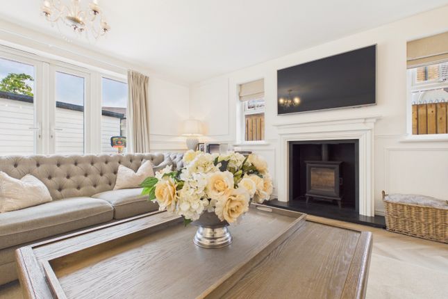 15 The Pines, Kingswood, East Riding Of Yorkshire photo 4